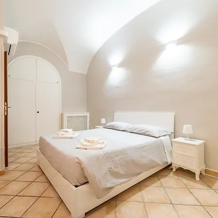 アパート Residenza Tommaso Campanella